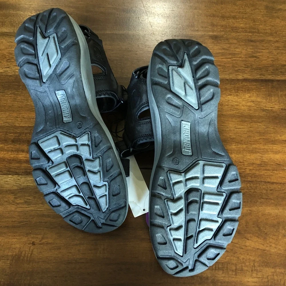 Khombu Black and Gray Kids Sport Sandals